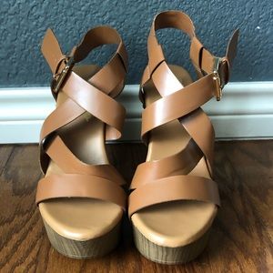 Size 8 Vegan Strappy Platform Heel Sandal Tan